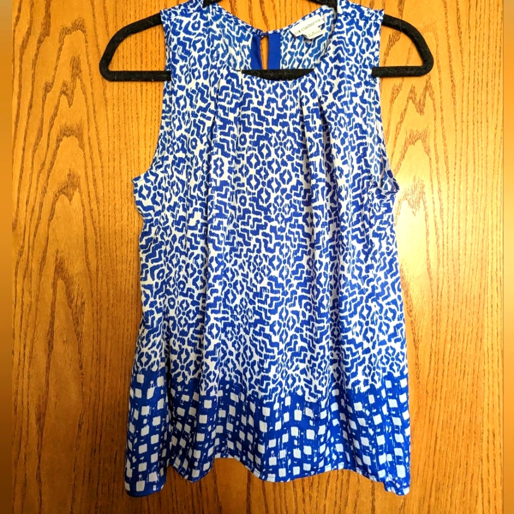 NWT Liz Claiborne Sleeveless City Safari Top Size Small